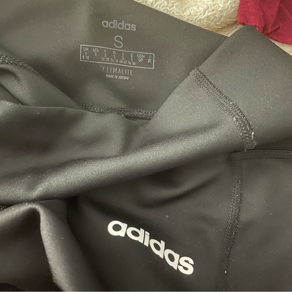 ADIDAS Black Design 2 Move ClimaLite® High-Rise 3-Stripe Leggings. Size Small - Picture 6 of 6